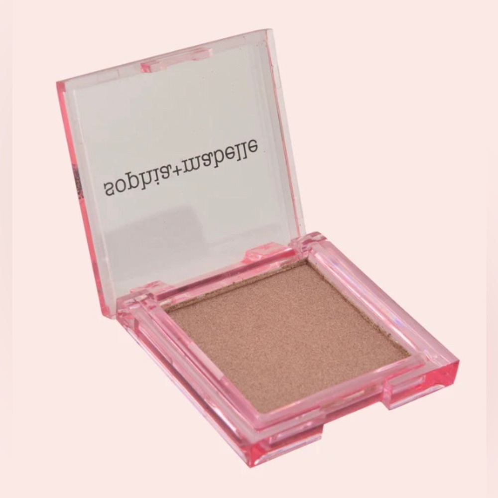 Sophia + Mabelle Satin Powder Highlighter PEACH SANGRIA
